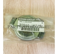 Выжимной подшипник сцепления Nissan 30502-1W716